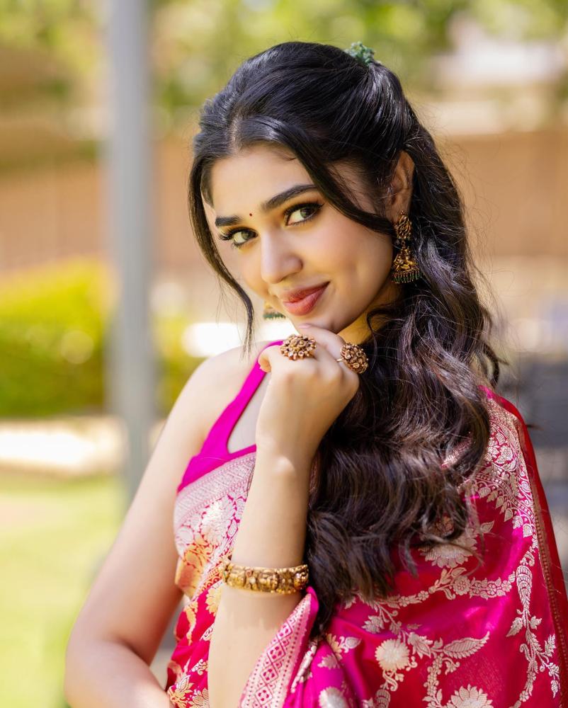 krithi-shetty-beauty-queen